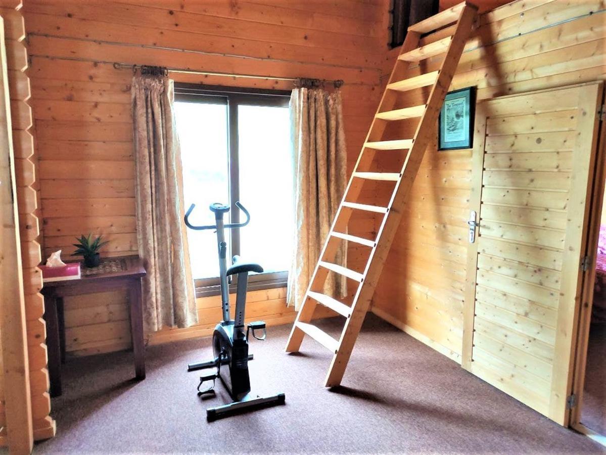 The Cosy Mountain Cabin With Stunning Views Near Troodos Kato Amiandos المظهر الخارجي الصورة